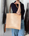 Leather tote: HEBERT kvadrat (natural)