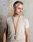 Nøglering i læder: CARLO lang (naturfarvet)