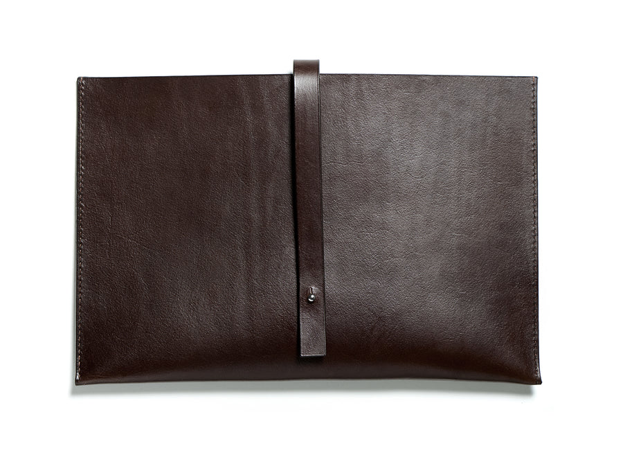 Leather computer sleeve: SIXTEN (dark brown)