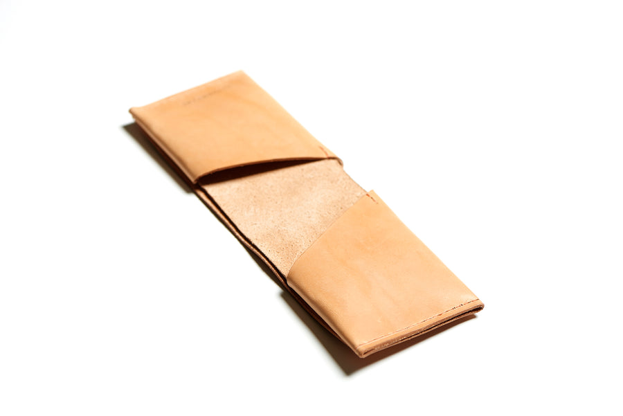 Leather bifold wallet: BECH (natural)