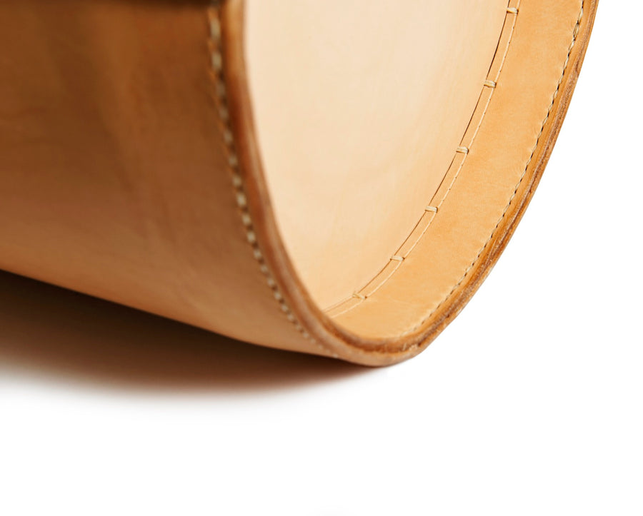 Leather paper basket: PLACE (natural)